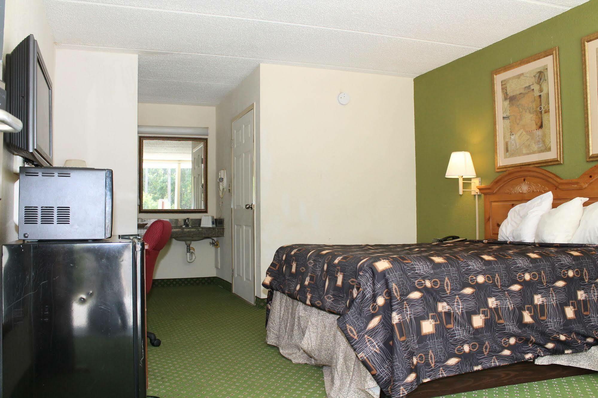 Travelers Inn Kingsland Exteriér fotografie